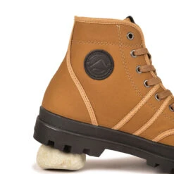 Pataugas AUTHENTQUE/W MADE IN FRANCE F4G CAMEL -Pataugas BOOTS AUTHENTIQUE W CAMEL 9