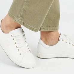 Pataugas JAYO/N F2I BLANC 12 Pataugas JAYO/N F2I BLANC -Pataugas JAYONF2HBLANC2 1 95f0c3f5 dff1 45fa bef7 81d870bd4ecd